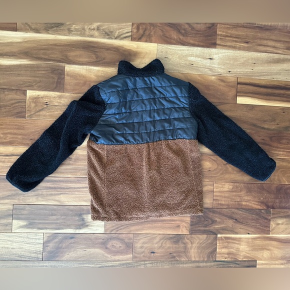 Black and Tan Sherpa Puffer Zip Jacket size Large - Picture 2 of 2